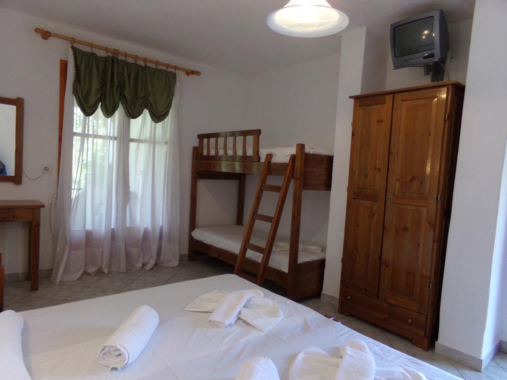 Villa Karapataki Skala Rachoni  Ruang foto
